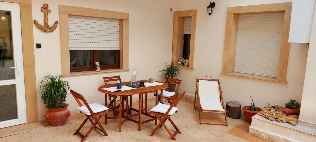 Villa Casa Parisi Agnone Bagni Esterno foto